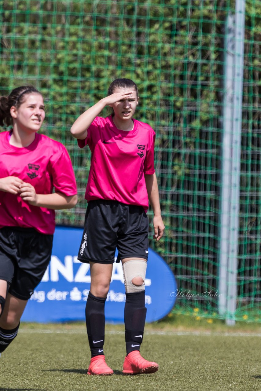 Bild 61 - B-Juniorinnen Pokalfinale SV Henstedt Ulzburg - SG Holstein Sued : 2:0